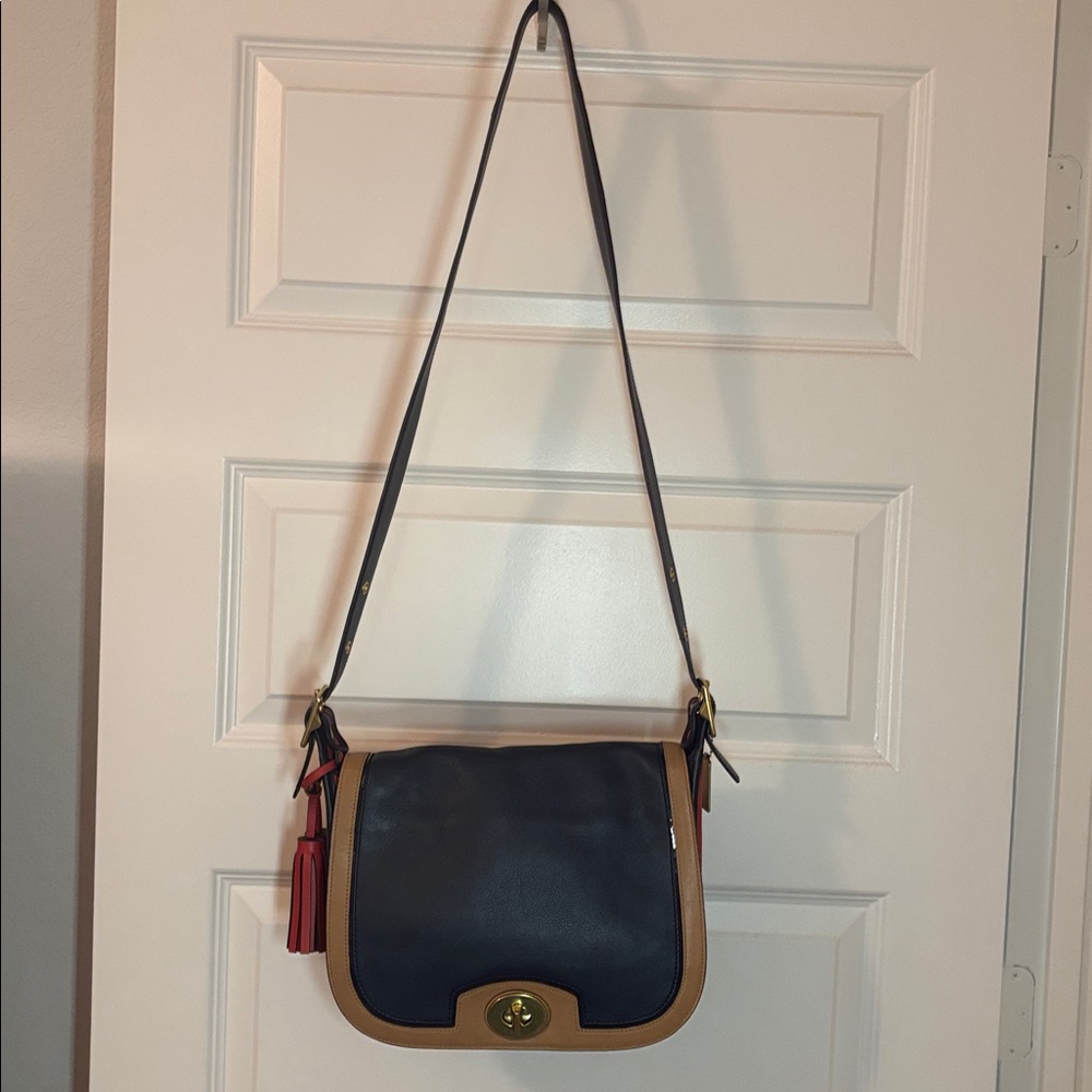 VTG Coach Patricia Legacy crossbody blue, orange & tan leather w/tassel turnlock - Picture 2 of 16